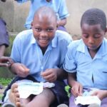 Rossana Health Convoy trains boys and girls on how to make reusable sanitary pads